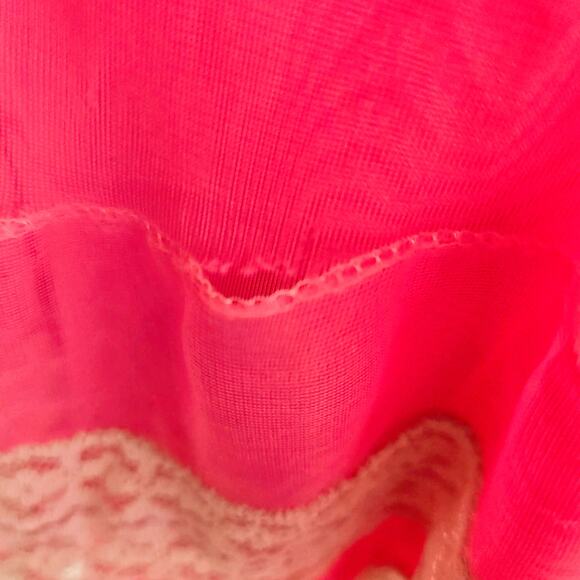 VINTAGE 1960S NIGHTIE AND MATCHING BOTTOMS AMAZING CONDITION - Picture 5 of 5